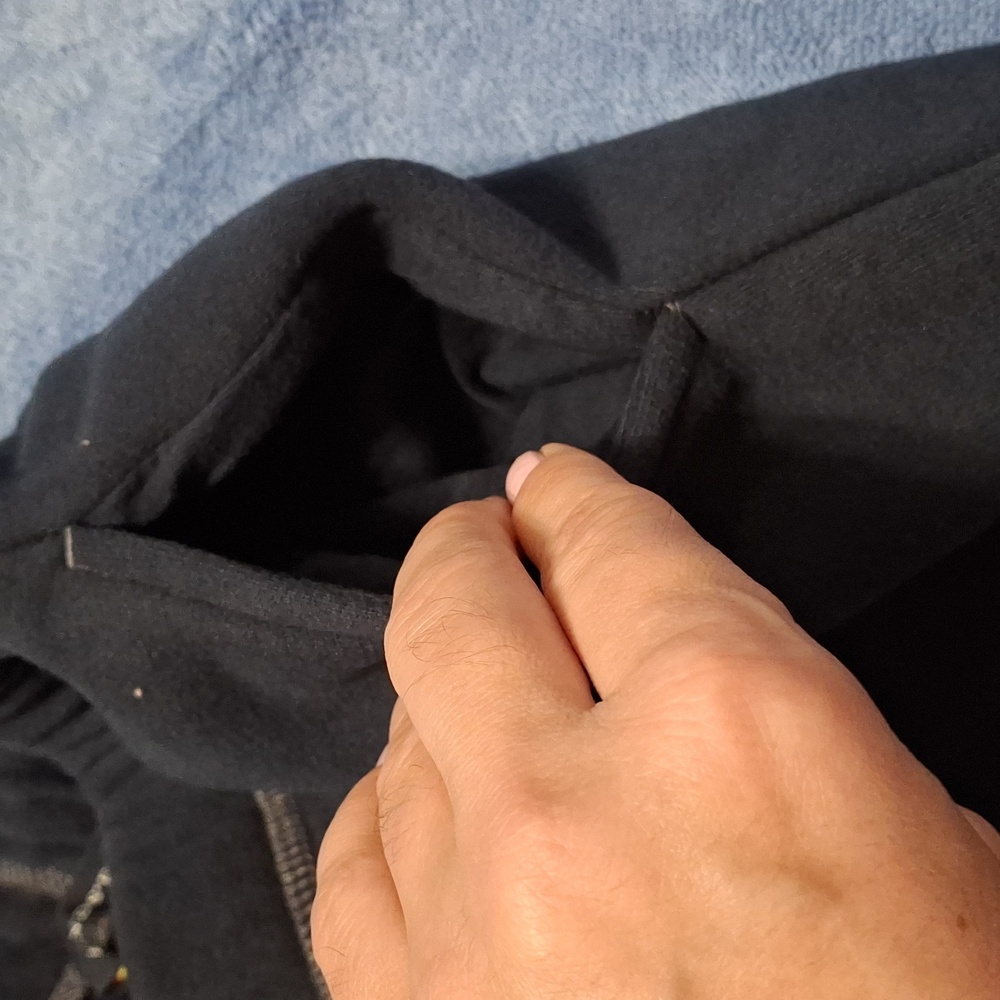 Lots of 2 sweat pants. Size 14-16 - Picture 7 of 13